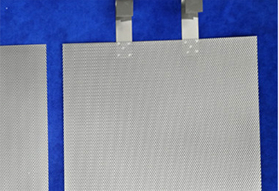 Titanium plate inclined collector mesh